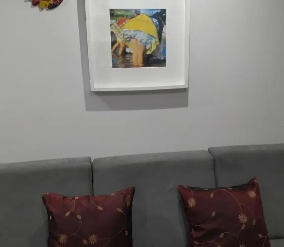 Ferhouse Dreams נאזרה