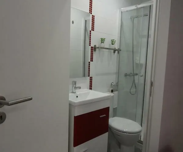 Ferhouse Dreams * נאזרה